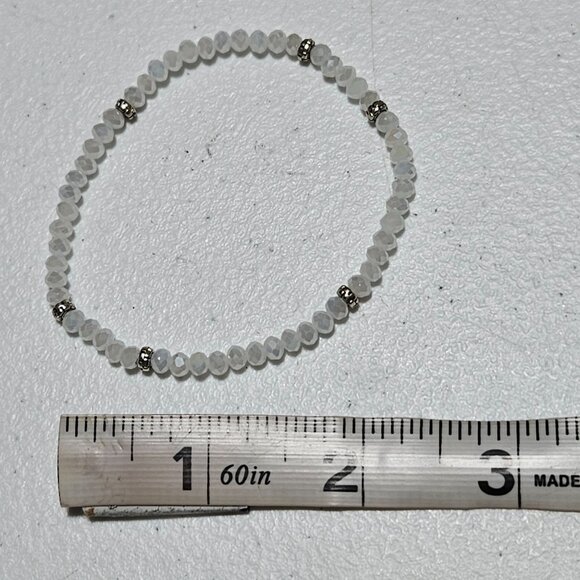 Elegant Moonstone Silver Beaded Stretch Bracelet Boho Natural Fashion Jewelry - Picture 3 of 3